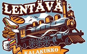Lentävä Kalakukko -Veturi B&B